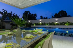 Deluxe Villa, 3 Bedrooms, Pool View, Beachside