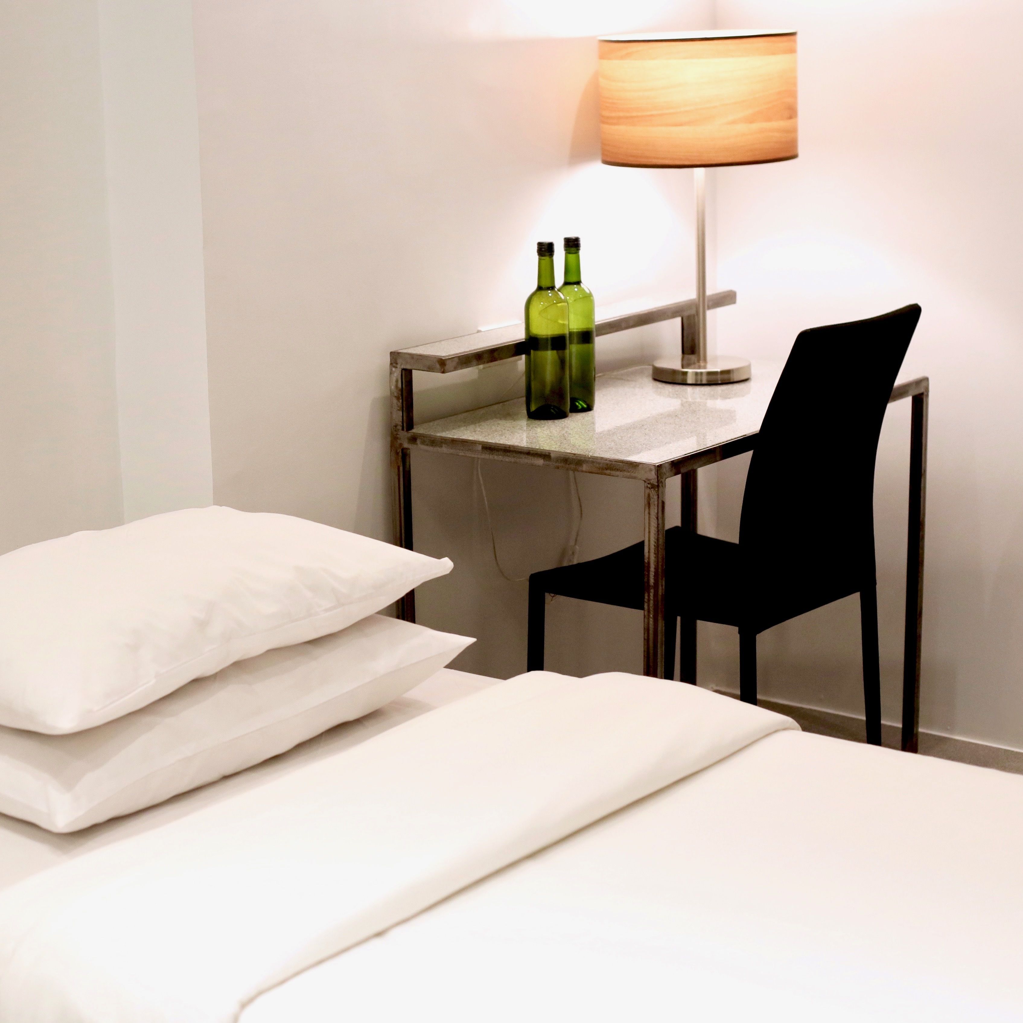 deluxe room | 1 bedroom, in-room safe, free wifi, bed sheets