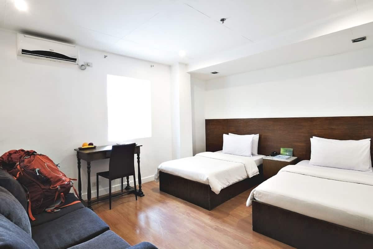 Triple Room | Coffres-forts dans les chambres, Wi-Fi gratuit, draps fournis