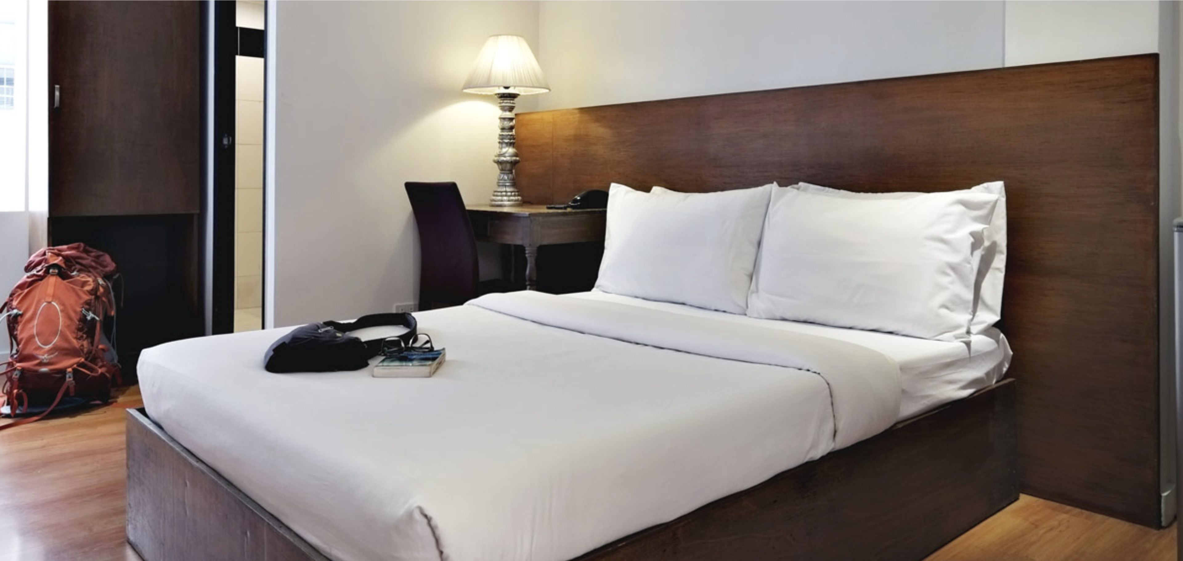 deluxe room | 1 bedroom, in-room safe, free wifi, bed sheets