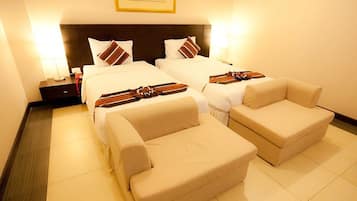 Room with Breakfast  | Minibar, escritorio, cortinas opacas y wifi gratis