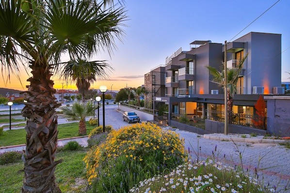 Entrada al alojamiento