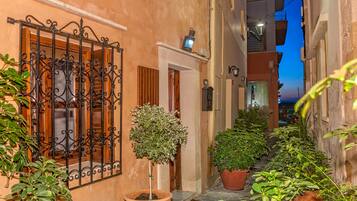 Front of property – evening/night