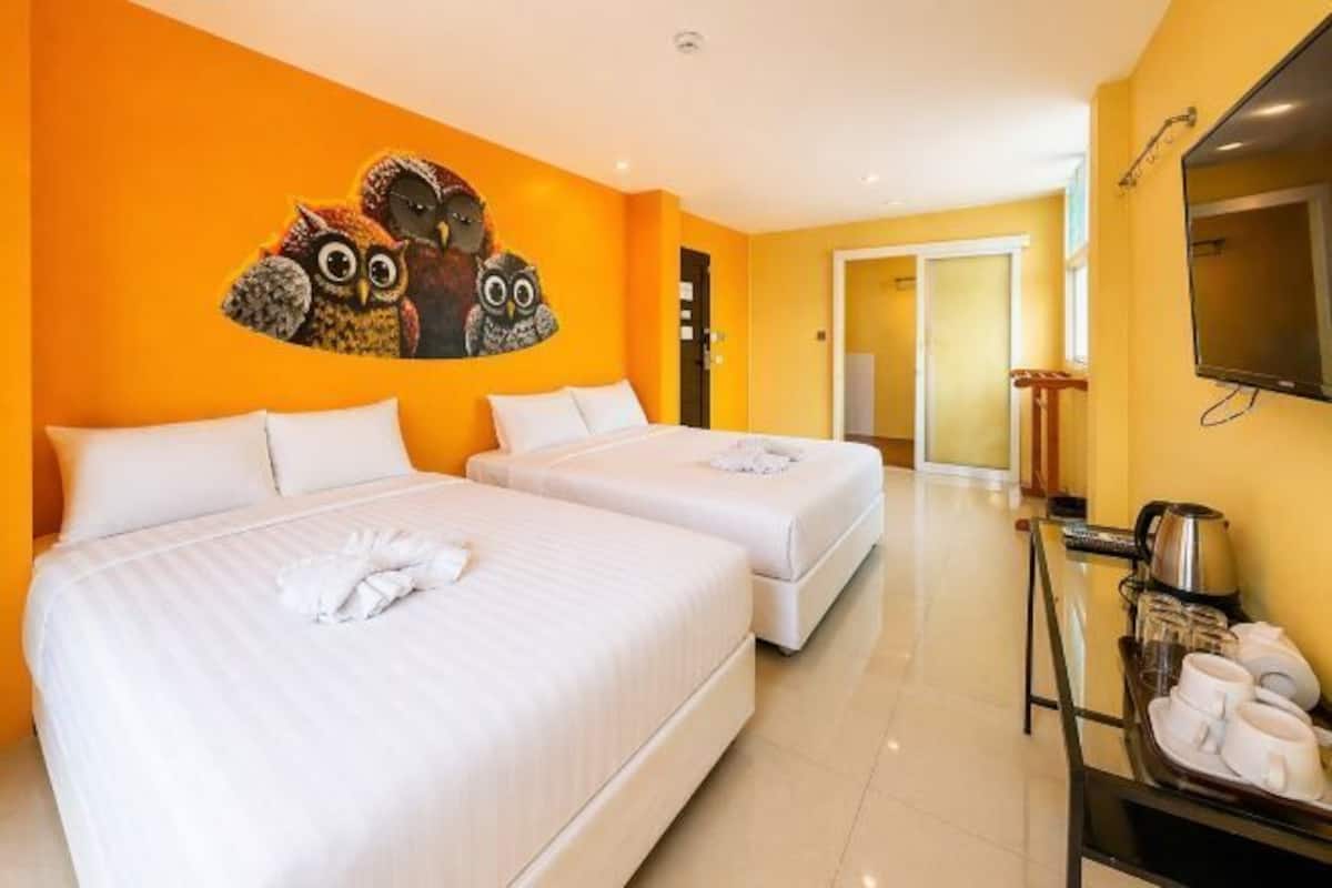 遮光カーテン、WiFi (無料)