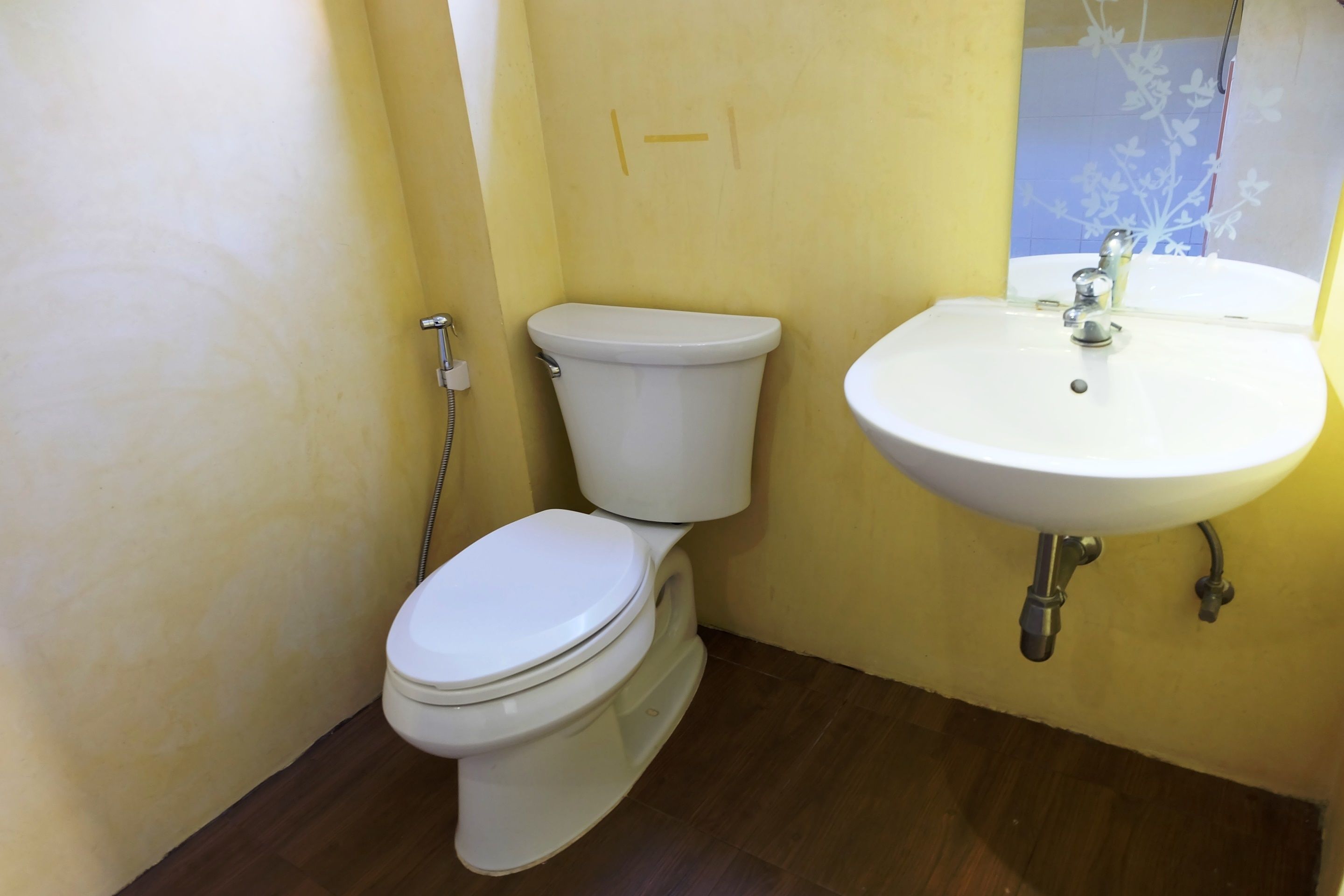 triple room | bathroom | shower, free toiletries, hair dryer, towels