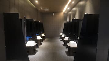 Kroppsbehandlingar, kroppsskrubb och reflexologi