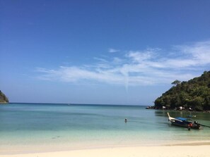 ใกล้ชายหาด