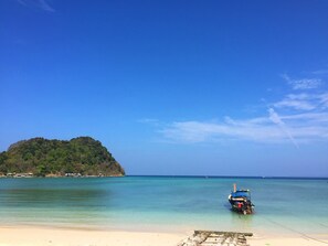 ใกล้ชายหาด