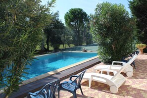 Pool - Holiday Home in Provence with Pool & Tennis (Piolenc)