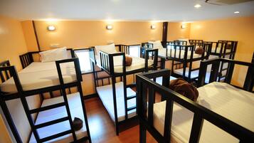 In-room safe, free WiFi