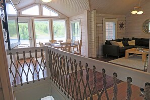 In-room dining - Villa Ozero (Kuopio)