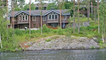 Familienvilla, 4 Schlafzimmer, Sauna, Seeblick | Blick auf den See