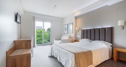 Hotel Azinheira by RIDAN Hotels