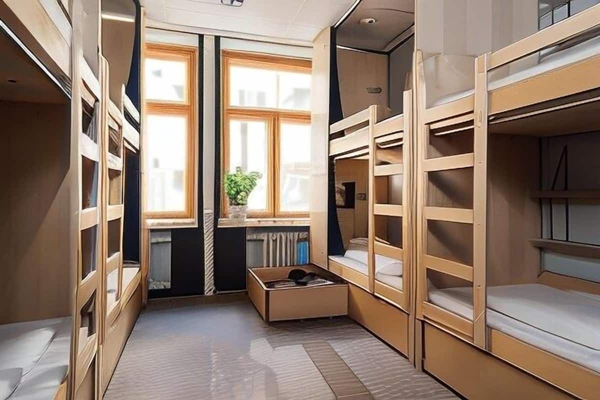 Cortinas blackout, quartos à prova de som, Wi-Fi de cortesia