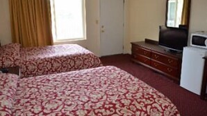 Standard Room, 2 Double Beds - The Warwick Motel and Suites (Warwick)