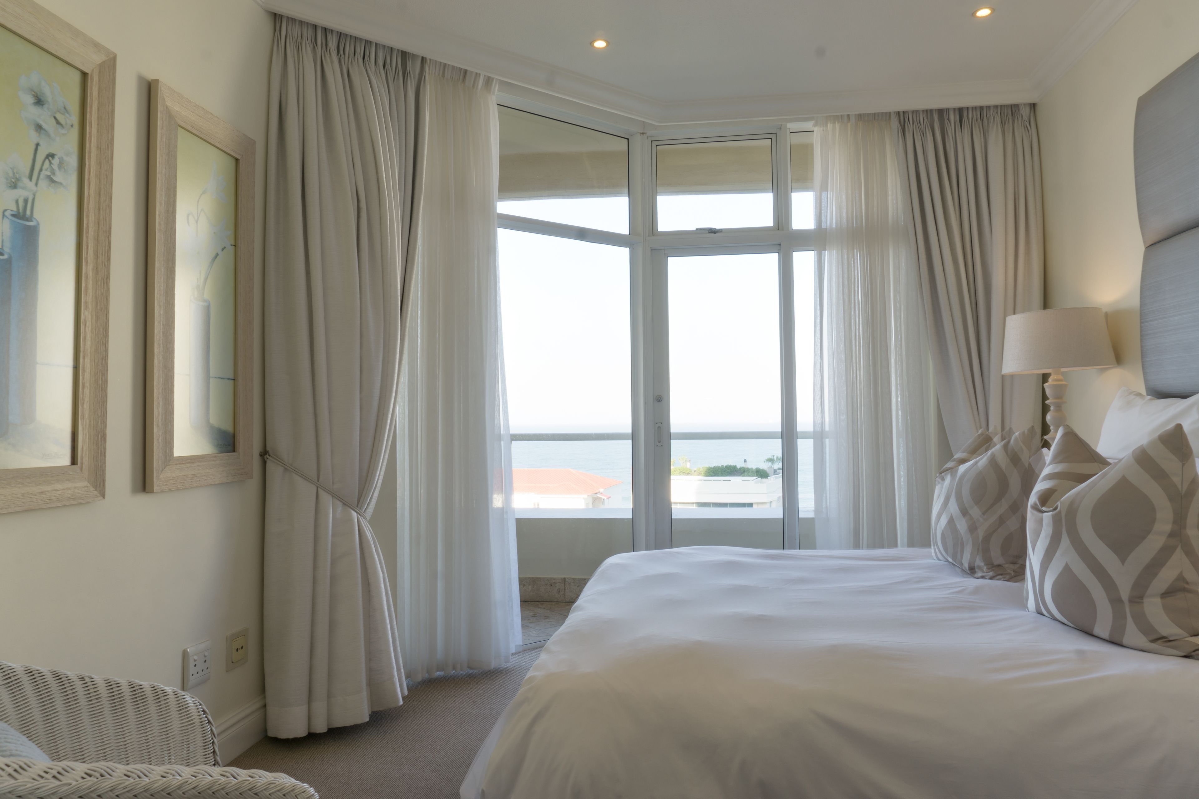 Standard Apartment, 2 Bedrooms (302 Oyster Schelles - Self Catering) | 2 bedrooms, premium bedding, in-room safe, desk