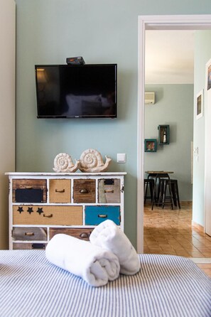 Iron/ironing board, free cots/infant beds, free WiFi, bed sheets - Alkionides Apartments (Kassandra)