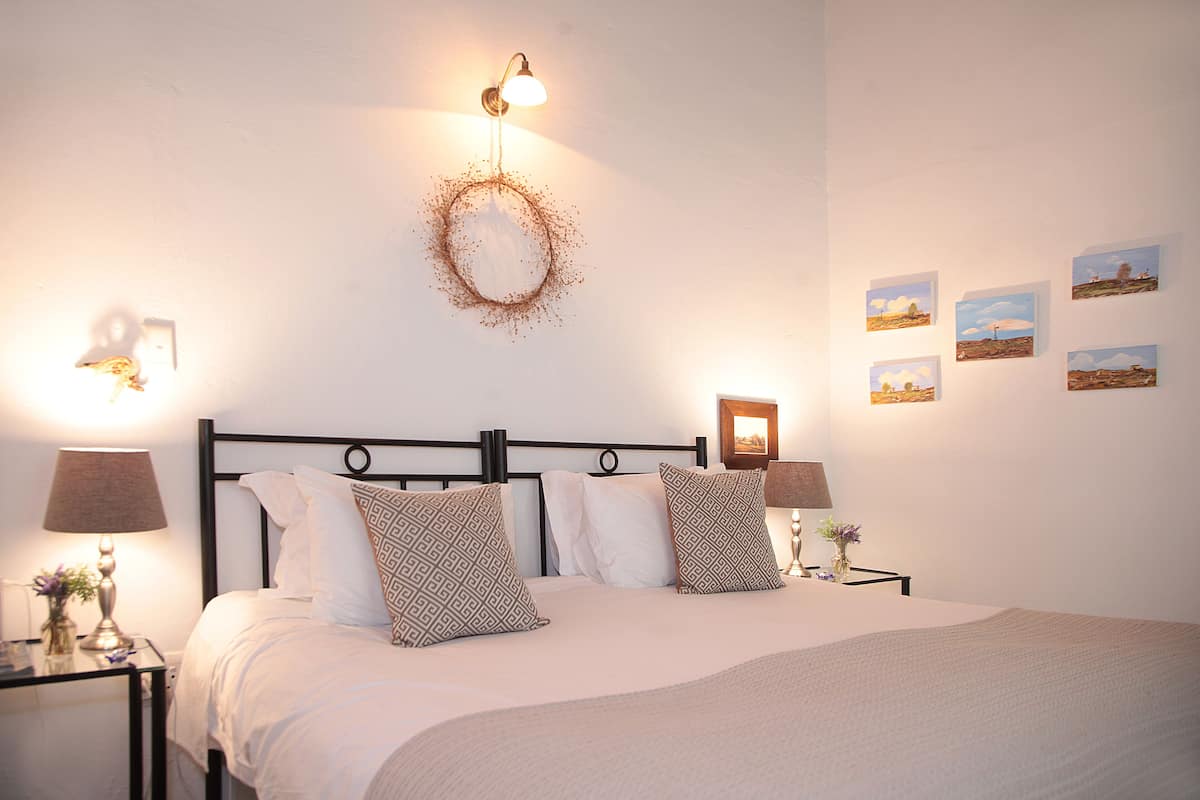 Old Vine | Sábanas de algodón egipcio, ropa de cama de alta calidad, minibar