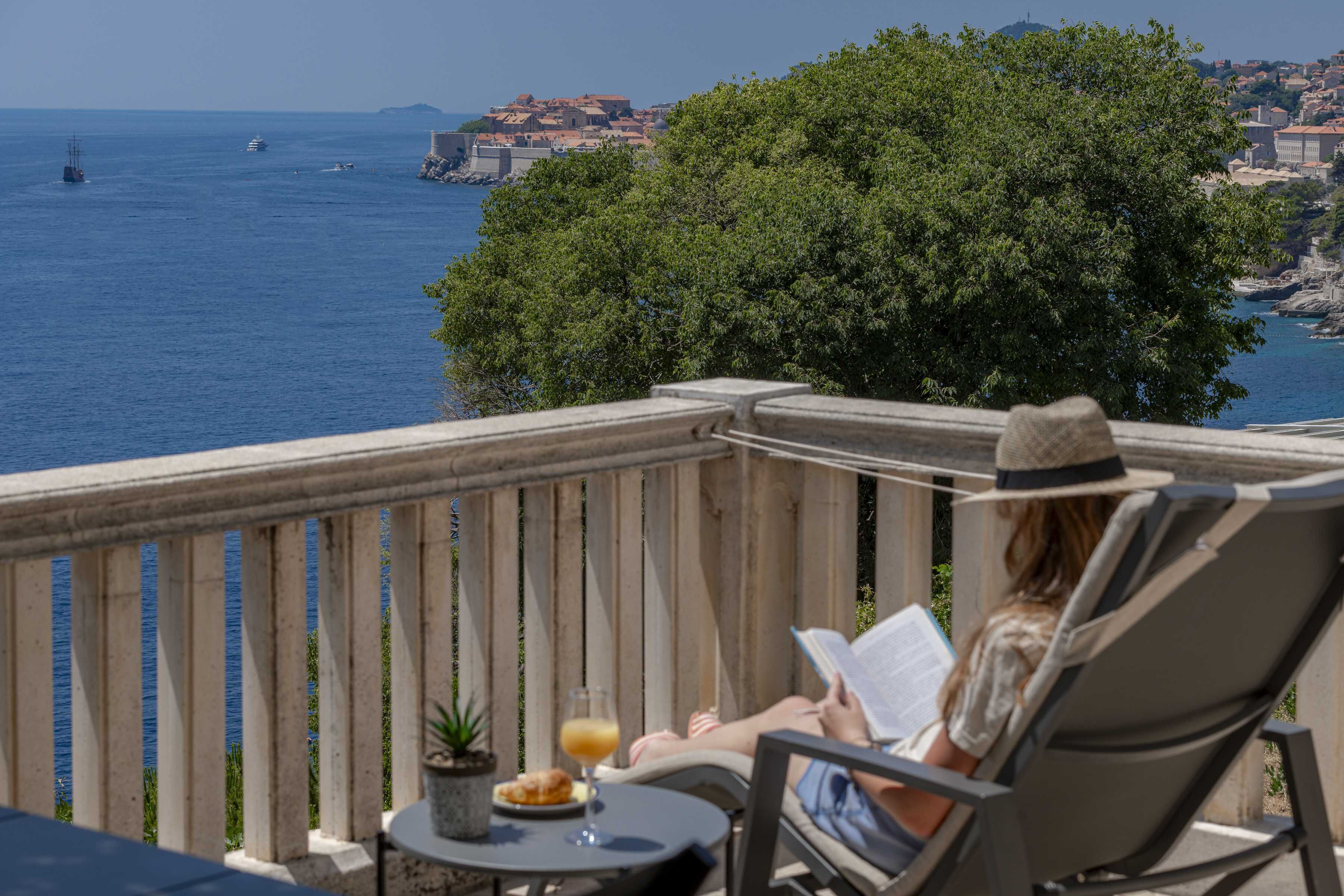 Apartamento, 2 quartos, terraço, vista para o mar | Terraço/pátio
