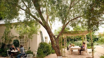 Breakfast served, al fresco dining 