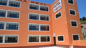 Front of property - Hotel Posada Real (Mineral del Monte)