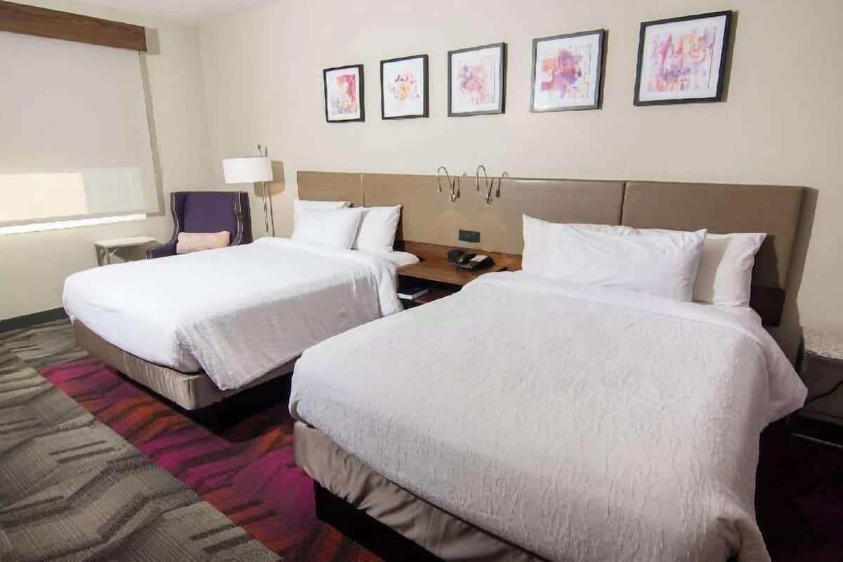 Literie de qualité supérieure, rideaux occultants