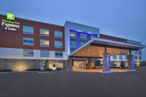 Holiday Inn Express & Suites Parkersburg East by IHG