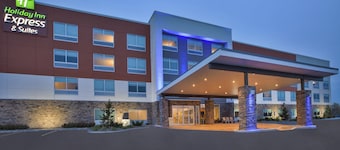 Holiday Inn Express & Suites Parkersburg East by IHG