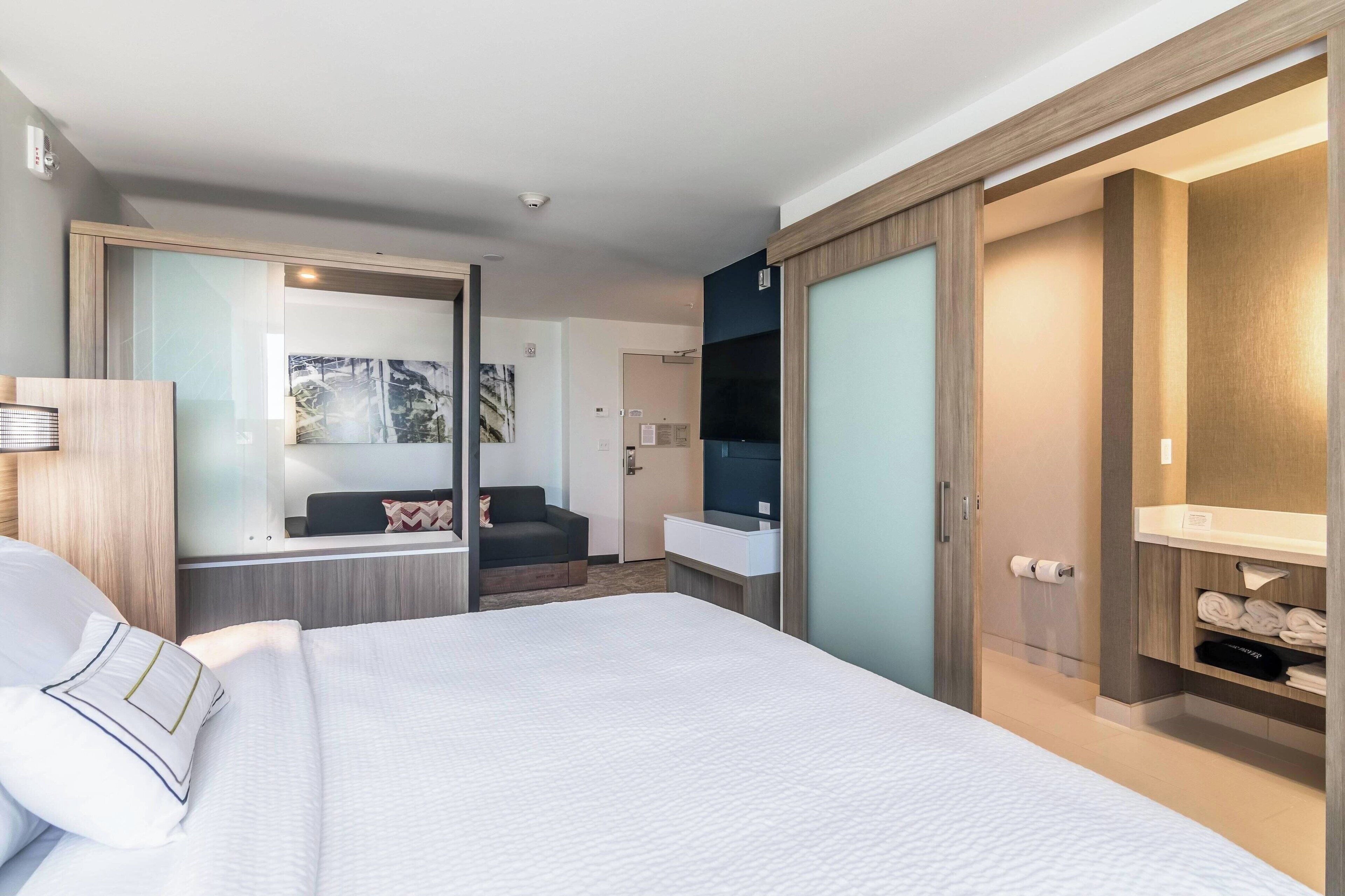 suite, 1 king bed with sofa bed, non smoking | 1 bedroom, desk, blackout curtains, iron/ironing board