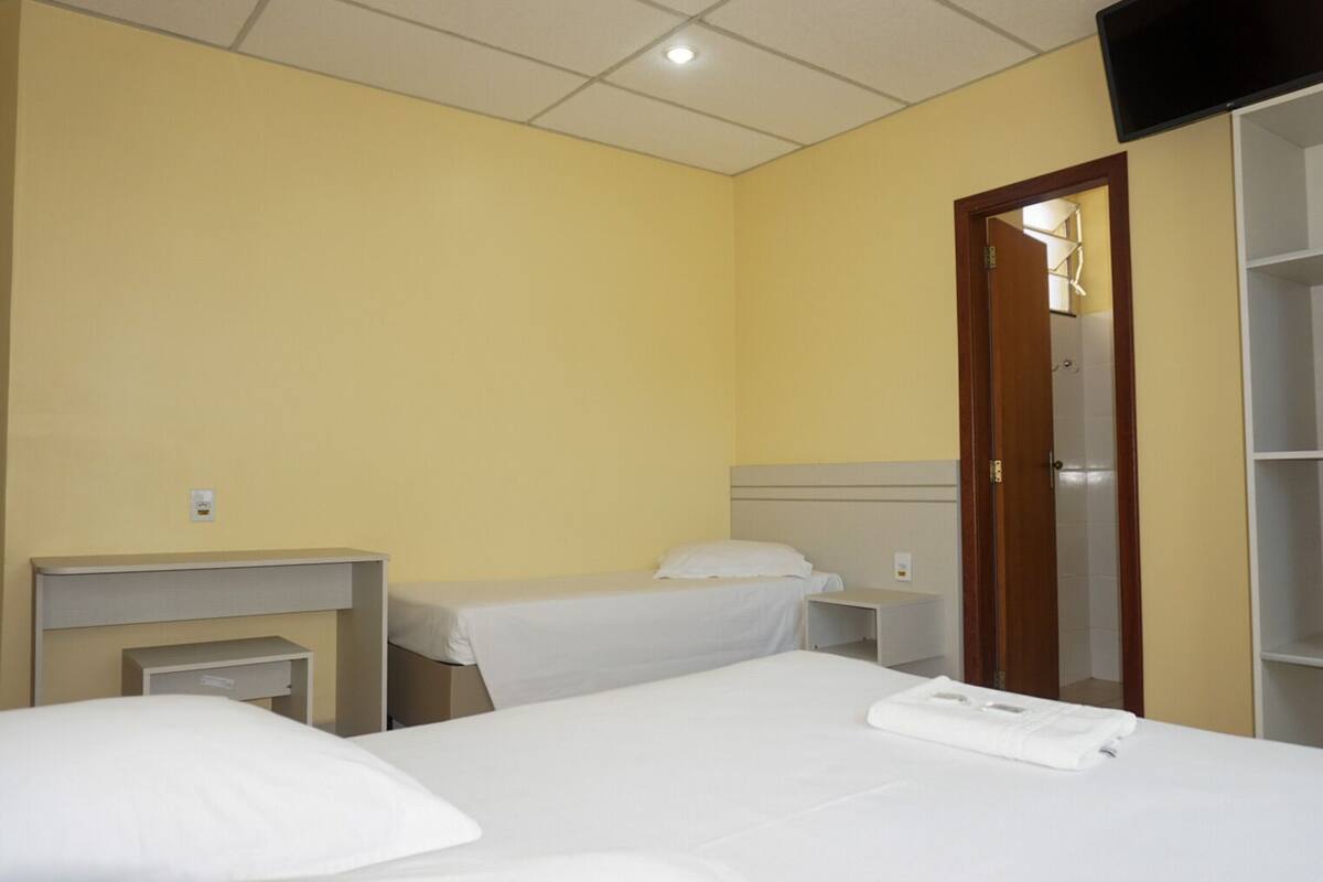 basic double or twin room, 1 bedroom | minibar, in-room safe, desk, blackout curtains