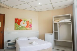 Basic Double or Twin Room, 1 Bedroom | Minibar, in-room safe, desk, blackout drapes