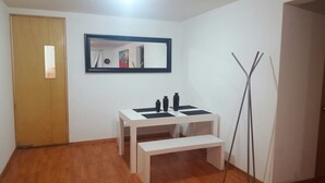 Unclassified image, 5 of 6, button - Departamento Rochester (Mexico City)