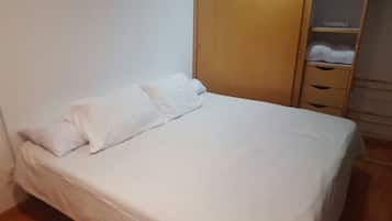 City Condo, 2 Bedrooms, Kitchen | 1 bedroom, desk, rollaway beds, free WiFi