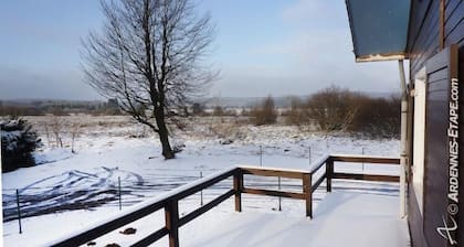 Chalet im bewaldeten Sourbrodt