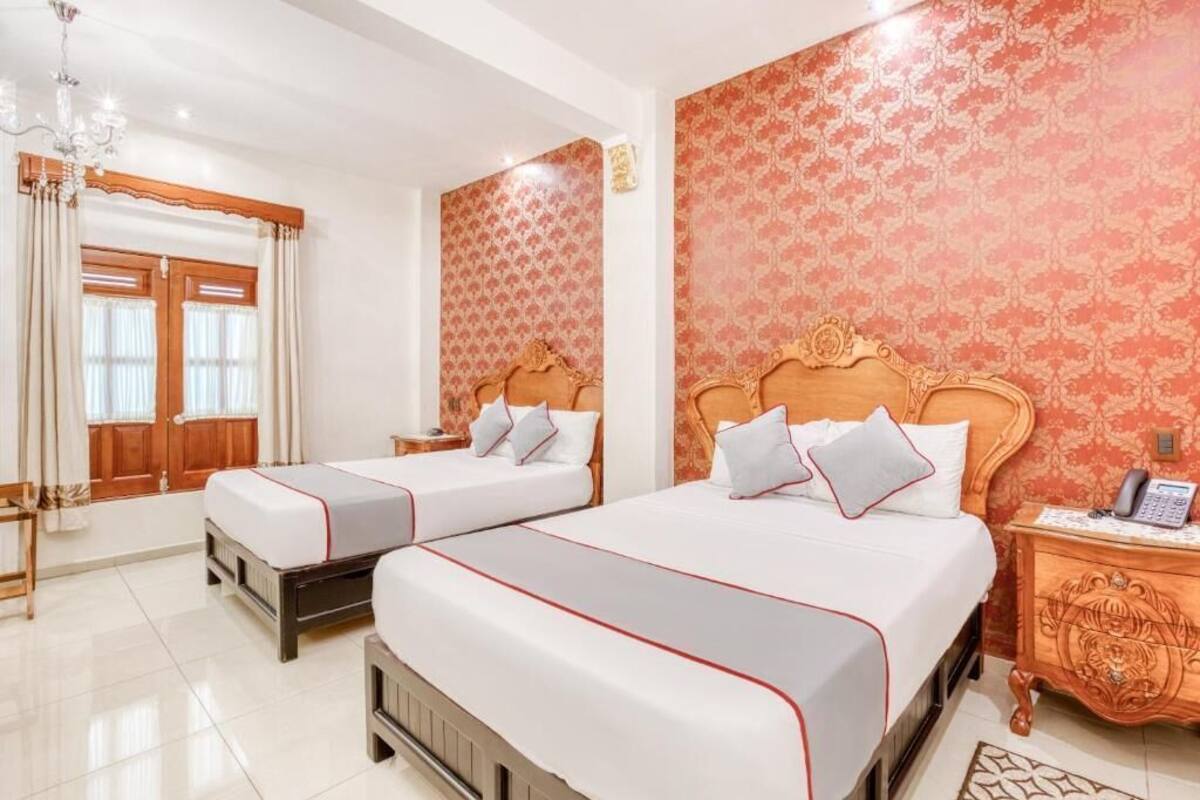 Premium bedding, minibar, in-room safe, iron/ironing board
