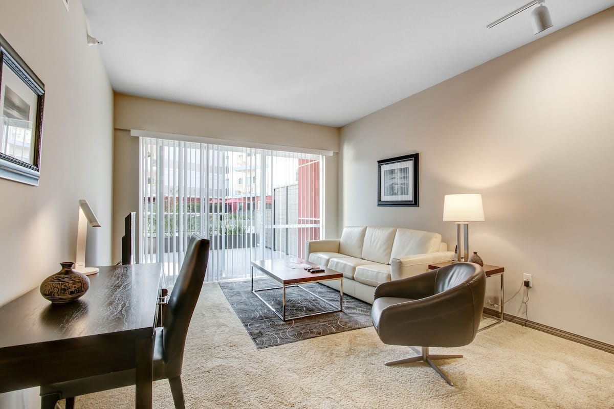 Luxury Apartment, 1 Bedroom | Living room