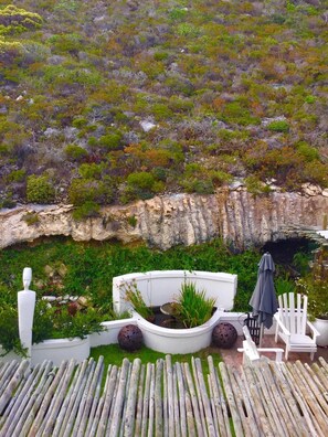 Property grounds - Agulhas Ocean House (L'Agulhas)