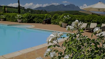 2 outdoor pools, pool umbrellas, sun loungers