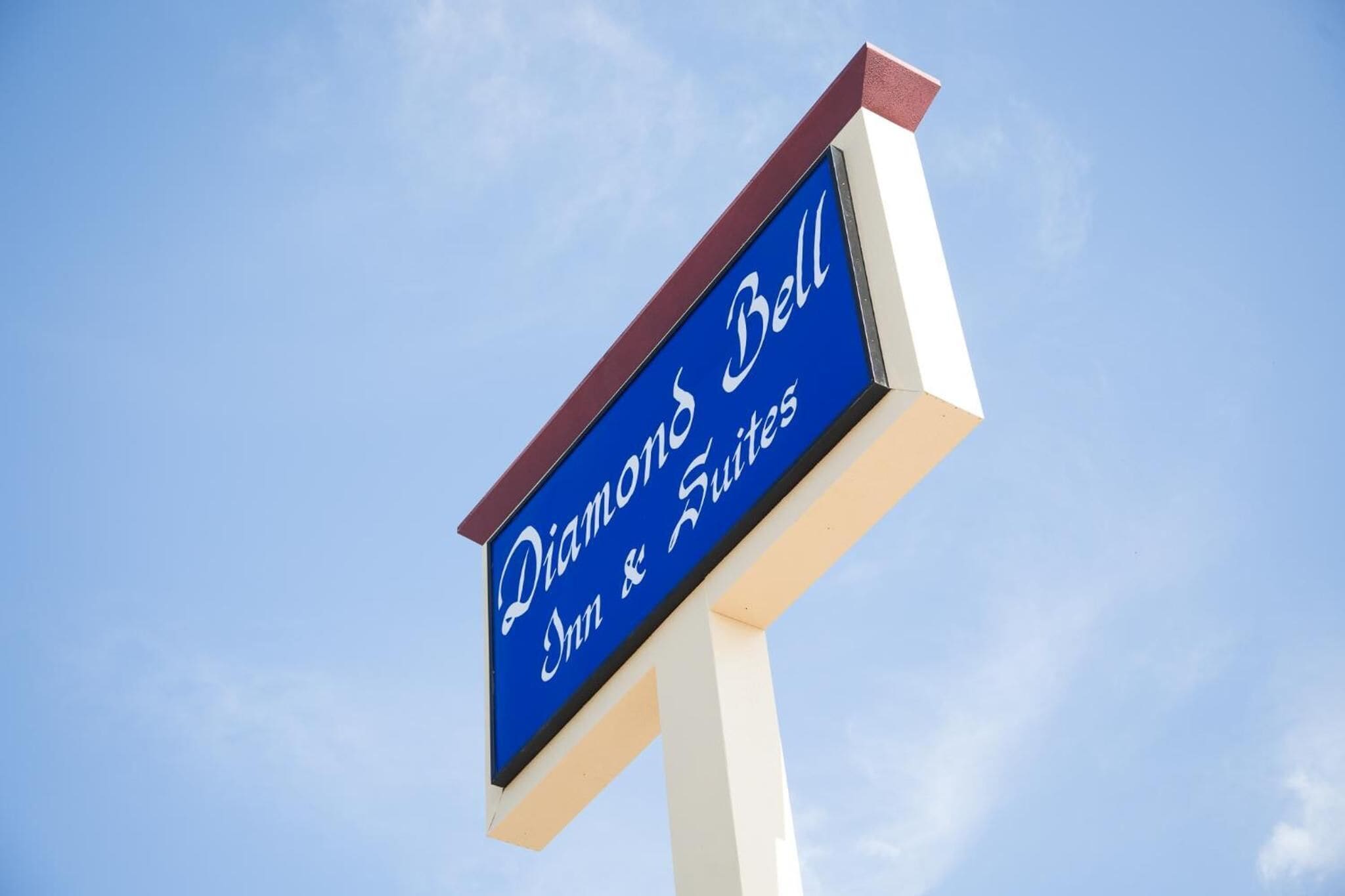 Photo - Diamond Bell Inn & Suites