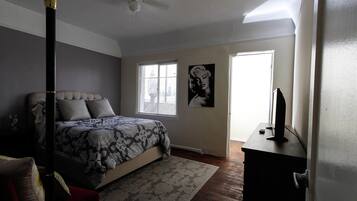 1 bedroom, premium bedding, desk, iron/ironing board