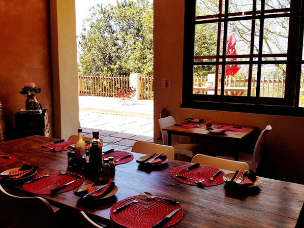 Breakfast area
