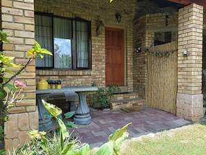 Standard Room, 1 Bedroom, Non Smoking, Garden View | Terrace/patio
