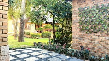 Standard Room, 1 Bedroom, Non Smoking, Garden View | Terrace/patio