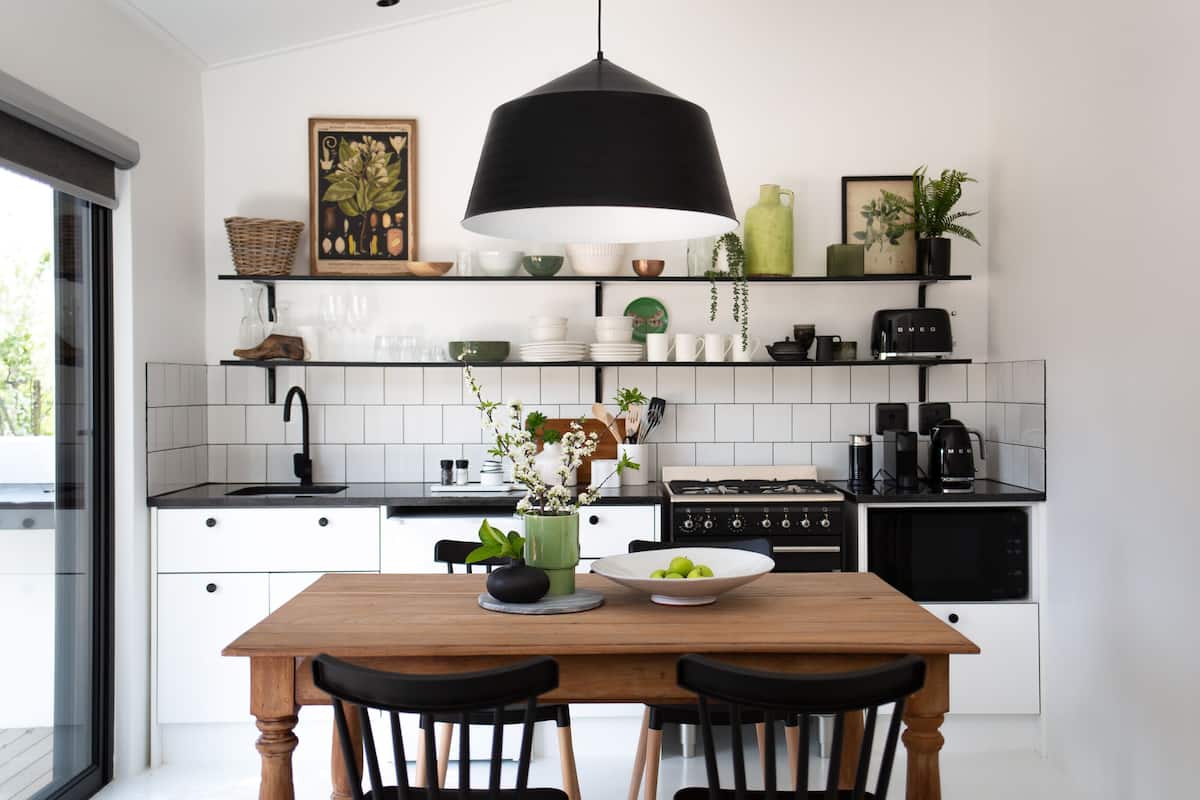 Deluxe Cottage | Private kitchen