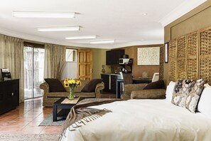 Family Room, 1 Bedroom (Family / Group Rooms) | In-room safe, desk, soundproofing, free WiFi - Glenda s Guest Suites (Midrand)