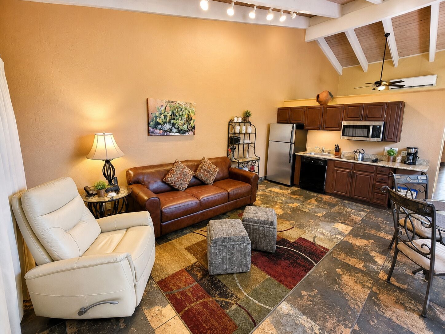 Room, 1 Bedroom | Living area | TV, fireplace