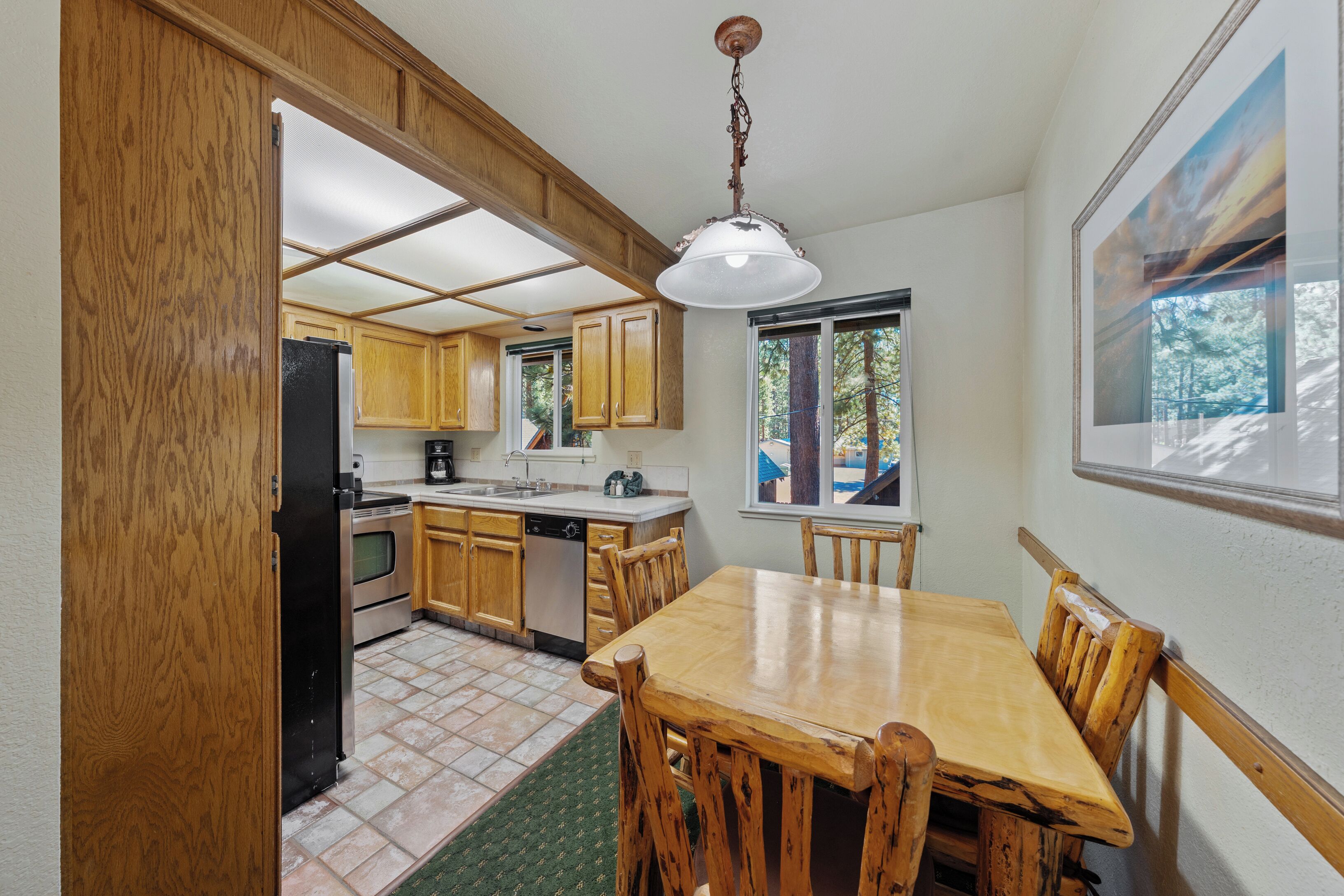 Room, 1 Bedroom | Private kitchen | Microwave, toaster, blender, cookware/dishes/utensils