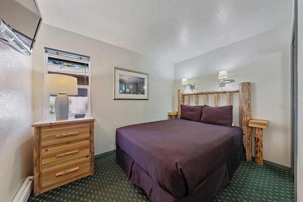 Room (Efficiency)
