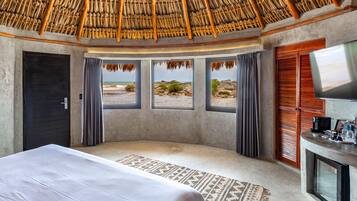 Oceanfront King Bed | View from room