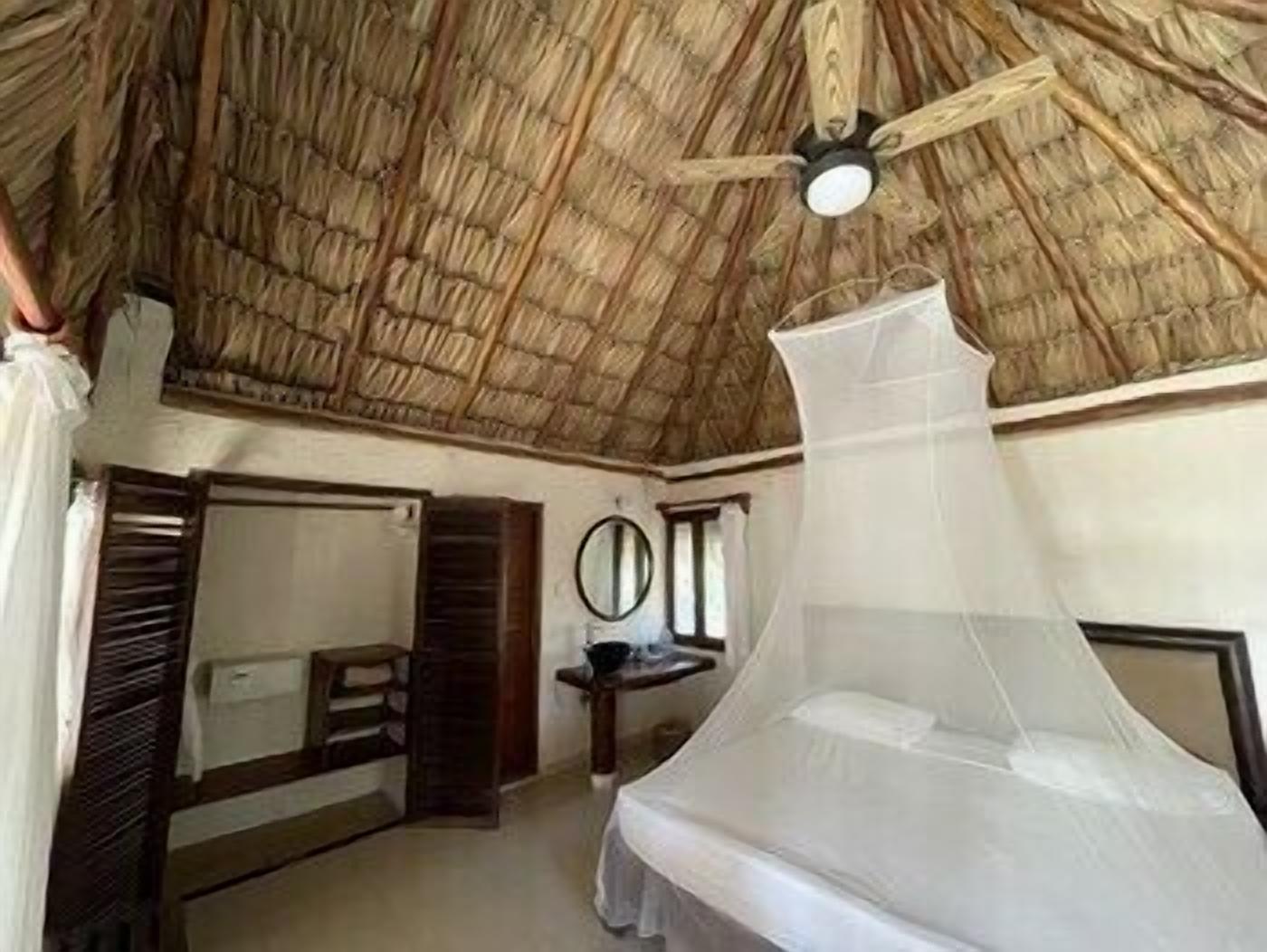 高級 寢具、迷你吧、房內夾萬、遮光窗簾/窗簾